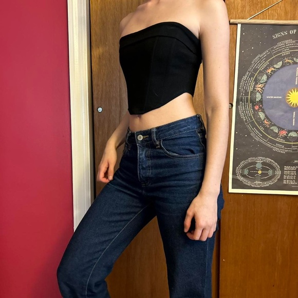 Black Strapless Crop Top - Size S from Forever 21 - Picture 4 of 4